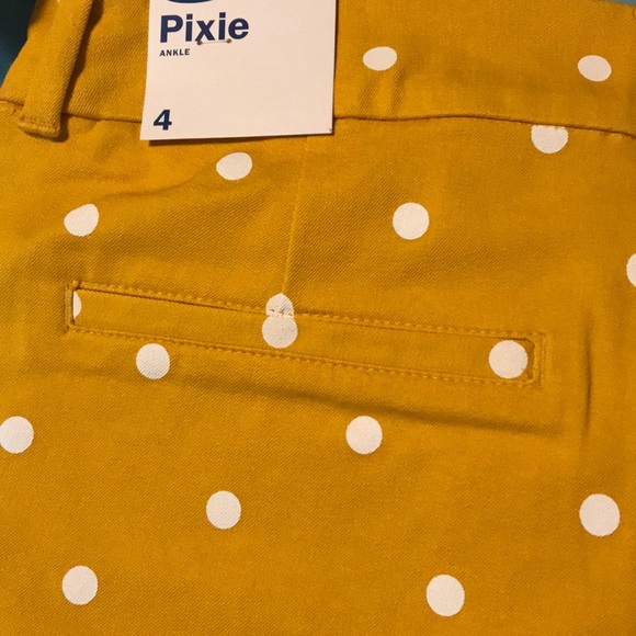 Old Navy Pixie Pants- yellow polka dot print!!!! - Picture 3 of 8